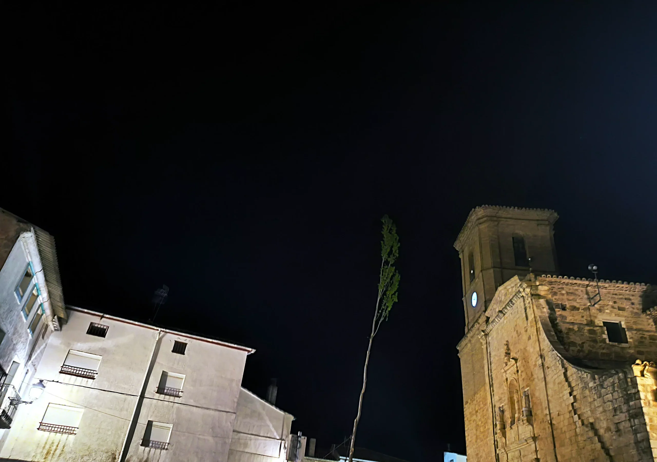 Camporrells celebra la tradicional Plantada del Mai
