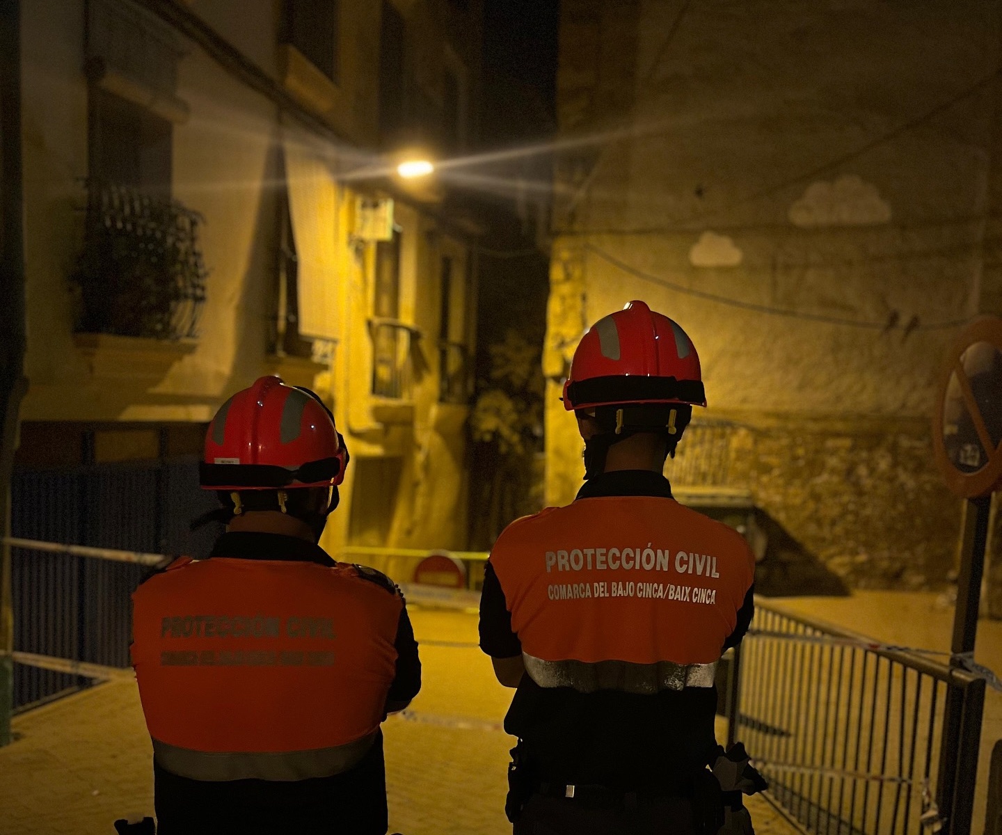 S’ensorra un edifici al centre històric de Fraga