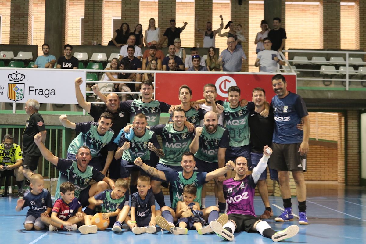 El Mequinensa Futbol Sala alça el seu quart trofeu de campió de la Lliga del Baix Cinca