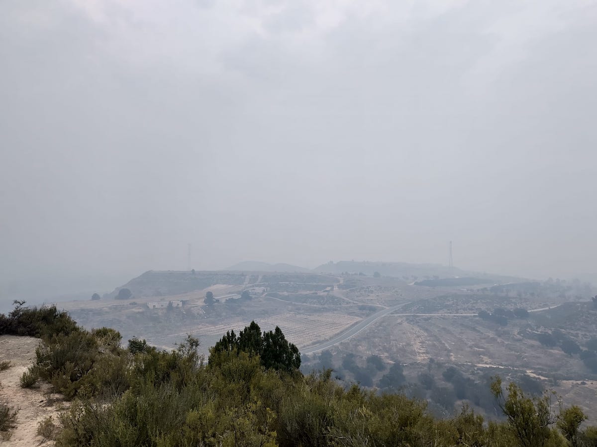 El fum del foc de la Segarra arriba a la Llitera, el Baix Cinca i el Baix Matarranya