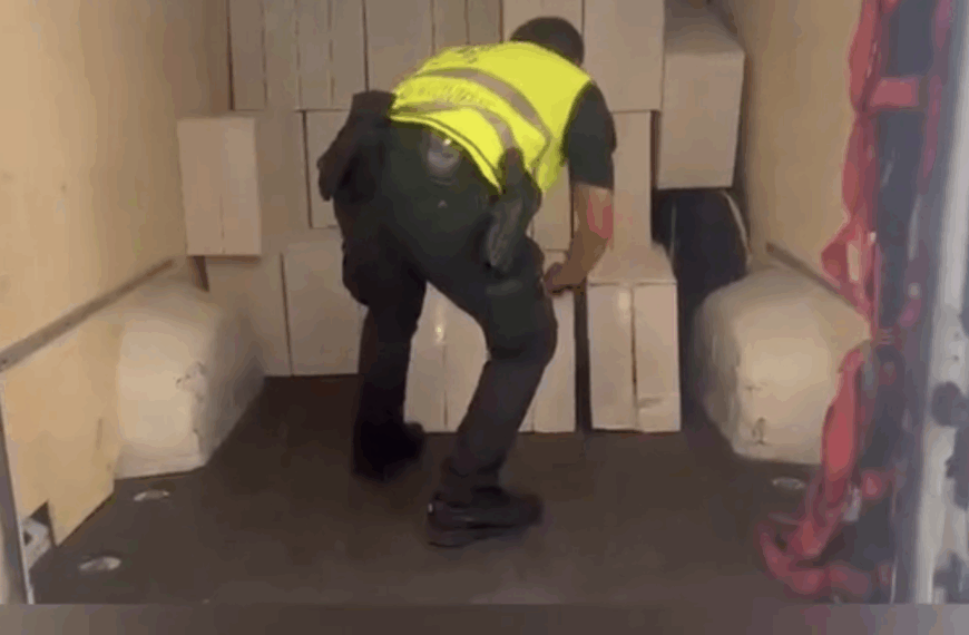 Intervinguts 70.000 paquets de tabac de contraban a Areny de Noguera