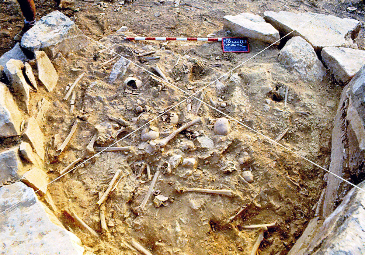 Dos pràctiques funeràries simultànies fan dels Castellets II un jaciment quasi únic a Europa