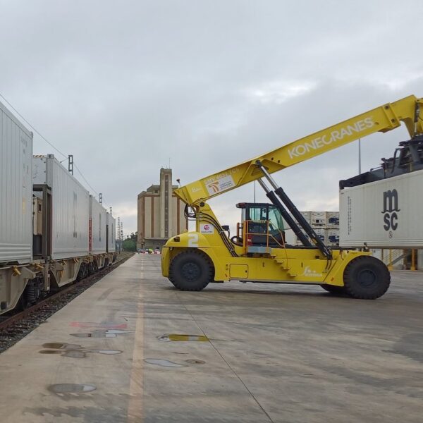 Inaugurada LiteraTIM, la nova terminal intermodal de Tamarit de Llitera