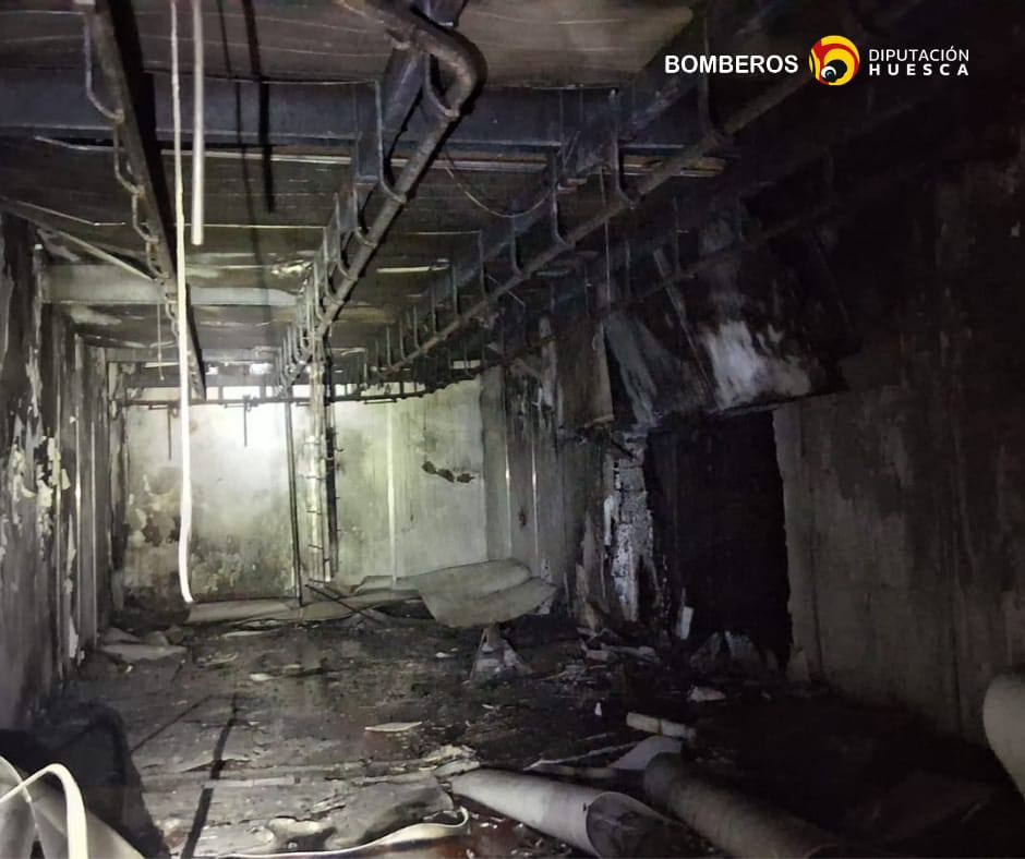 Declarat un incendi al matadero de Fraga