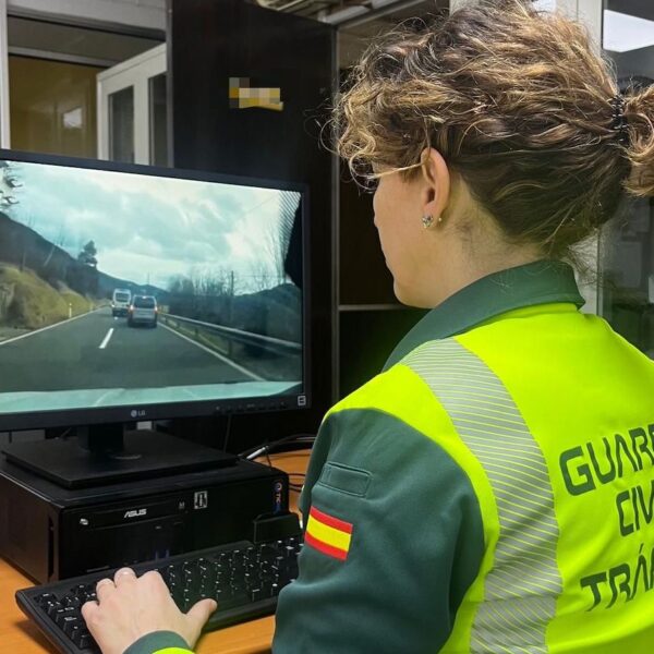 Investiguen un conductor per conducció temerària a l’N-230, al terme de Montanui