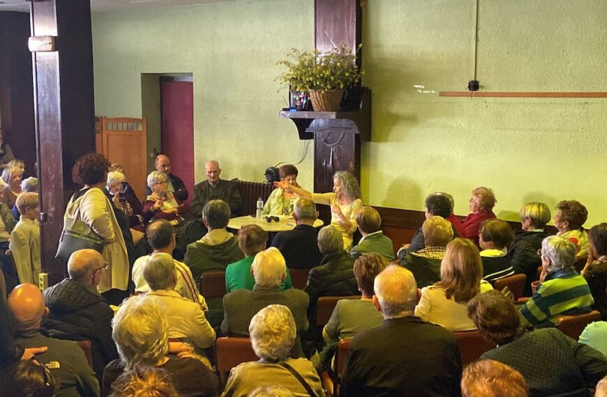 M. Belén Faro: “Trobar lo cafè Juanet tancat me va fer escriure esta història”