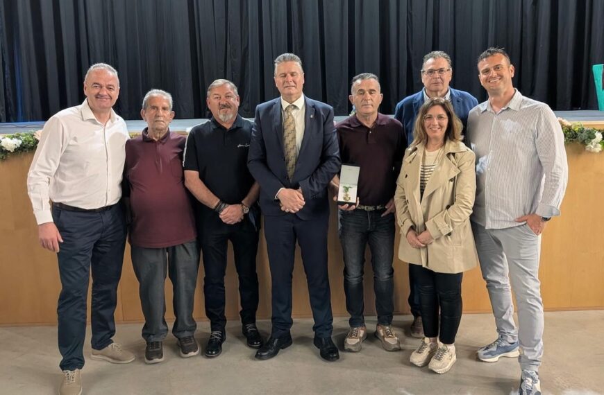 L’Ajuntament concedís la Medalla d’Or de la Ciutat a la UD Fraga pel seu centenari