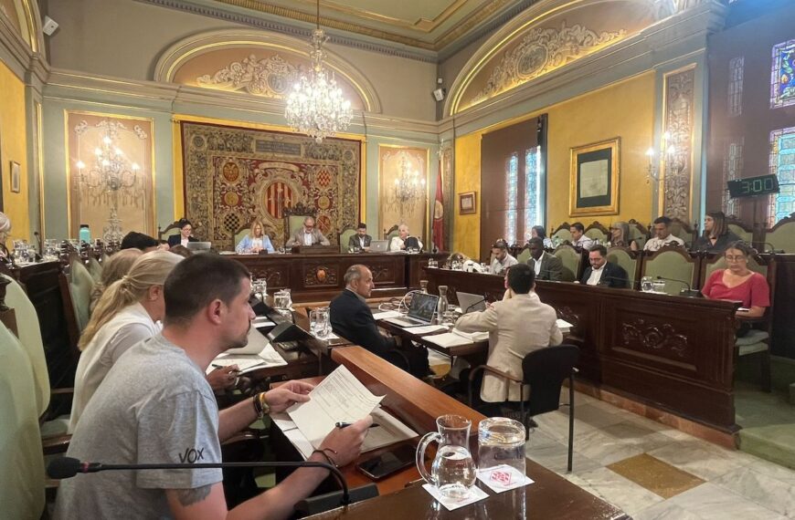 La Paeria aprove una moció en defensa del català a la Franja: “No és una realitat llunyana”