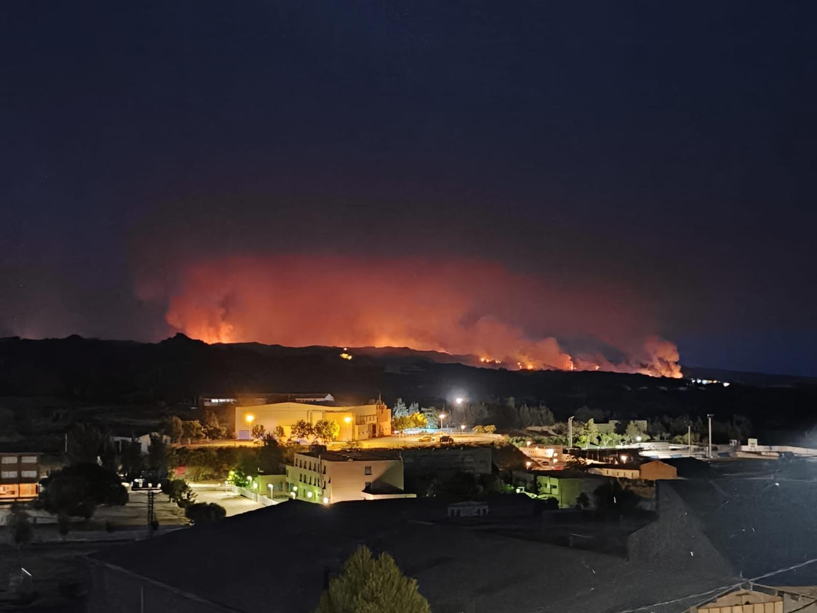 Alcen lo confinament d’Albelda, una vegada controlat l’incendi de Castillonroi